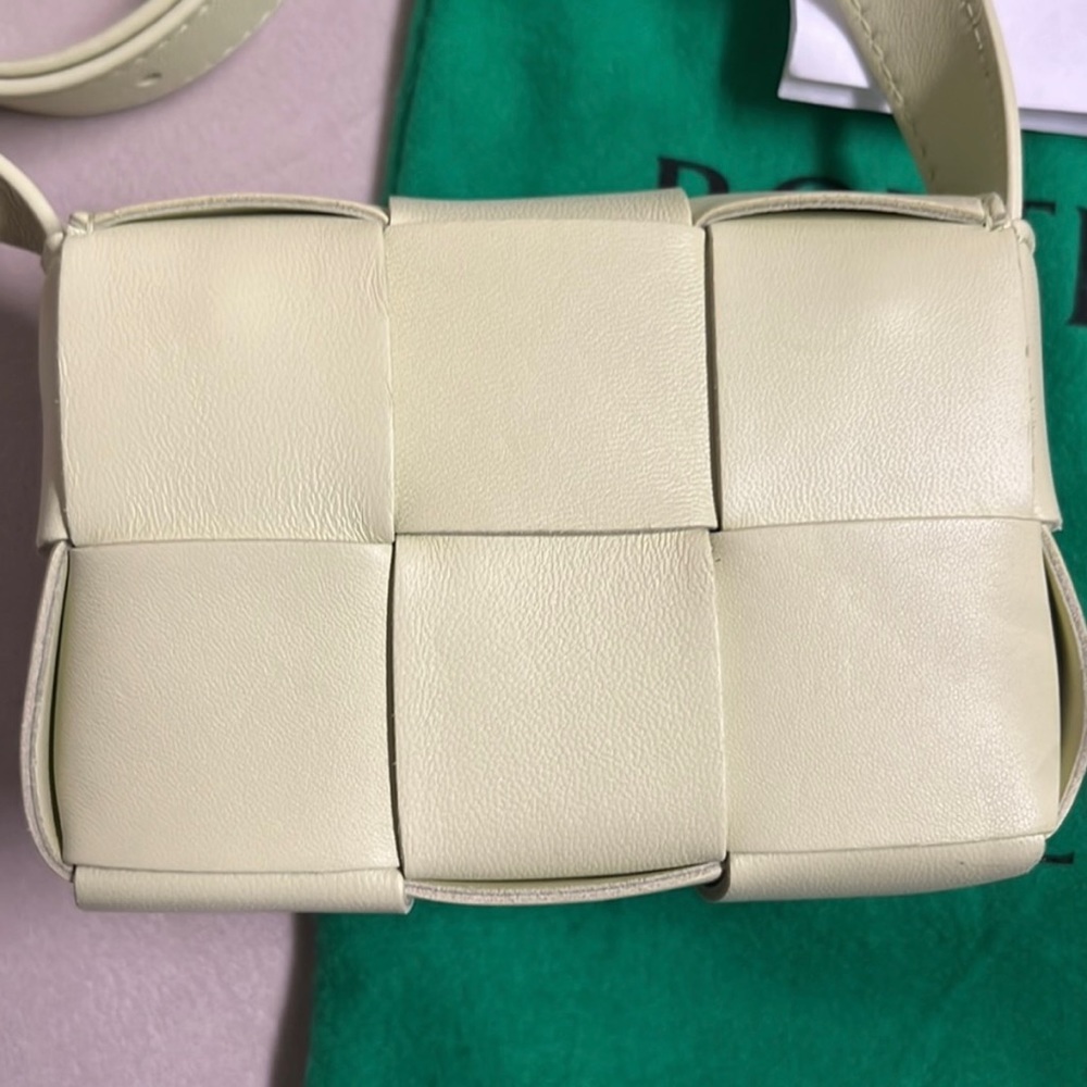 Bottega Veneta Lemon-Green Intrecciato Mini Crossbody Bag - Picture 2 of 7